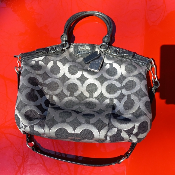 Coach Handbags - Coach Signature Canvas Shoulder Bag Tote